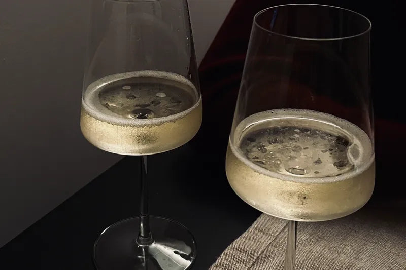 Sommelier tasting